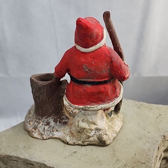 Clay Santa with his walking stick - Picture 4 of 7